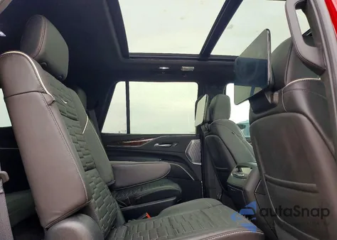 2023 Cadillac Escalade Sport Platinum z USA, uszkodzony, nr VIN 1GYS4GKL5PR462583